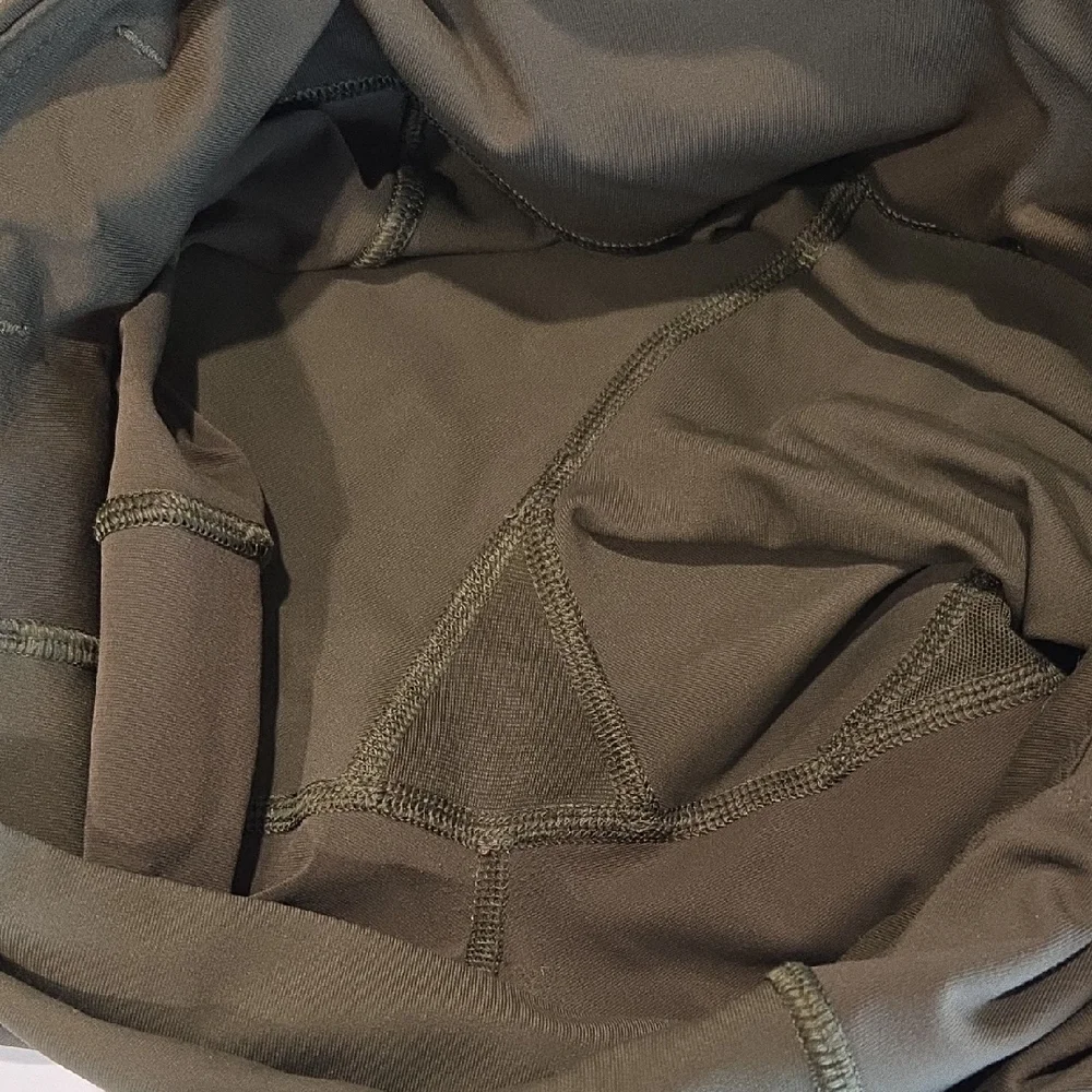 Lululemon Olive Green Crop Leggings